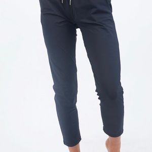 Zyia black everywhere pants